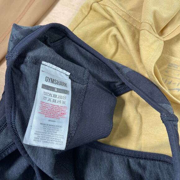 Nike, Gymshark, Aerie, YBP workout clothes bundle size small leggings/tops - Picture 6 of 11